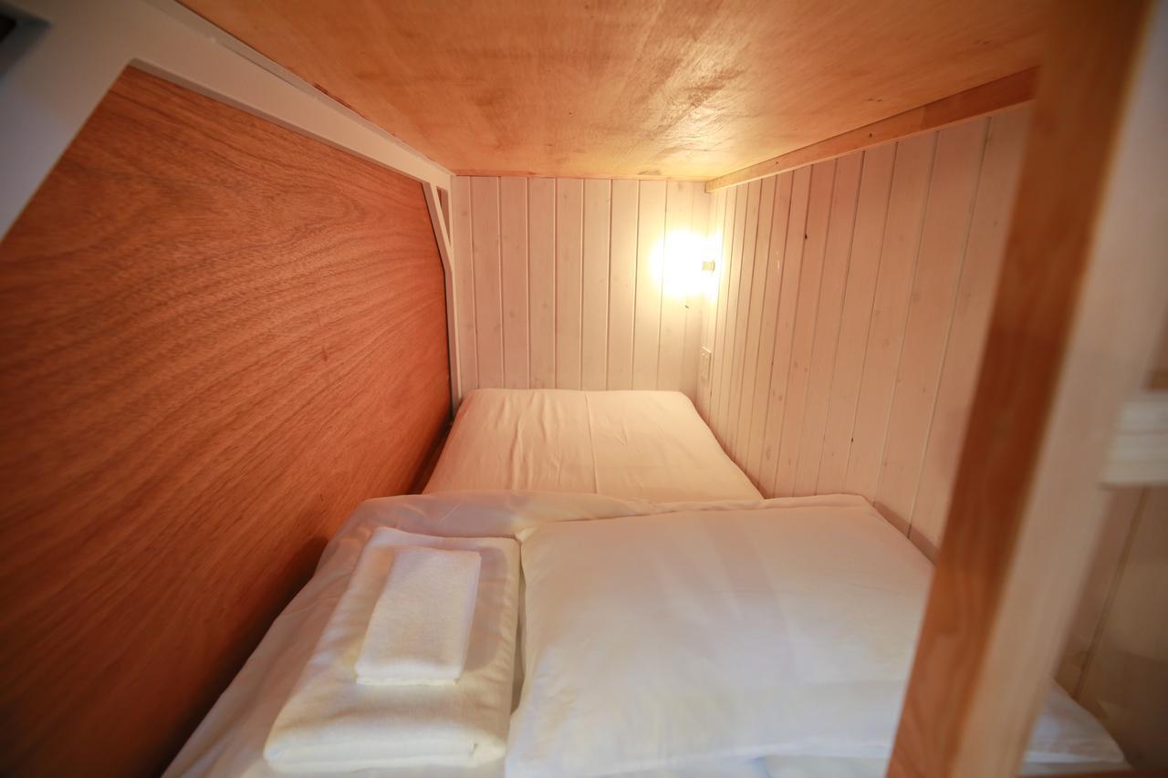 Albergue Tinys Yokohama Hinodecho Exterior foto